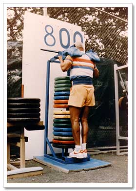 Sri Chinmoy calf raises 800 lb
