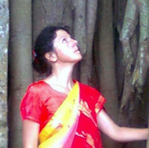 shaivya-w-sari-1.jpg